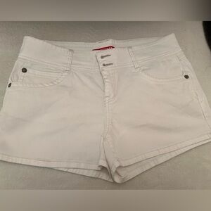 White/Cream colored shorts, low rise. juniors Size 13